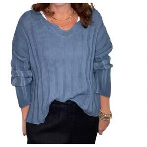 NEW SUZY D distressed chunky rib knit sweater in blue